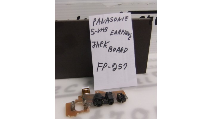 Panasonic FP-257 s-vhs earphone jack board